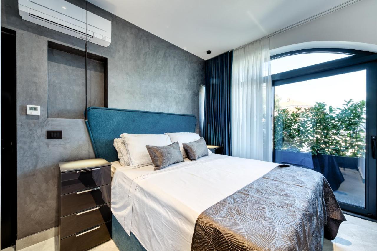 Apartment One B With Heated Private Pool Дубровник Екстериор снимка